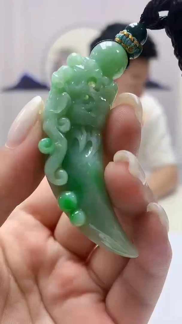 定制翡翠未镶嵌5028ms-毛货12龙牙