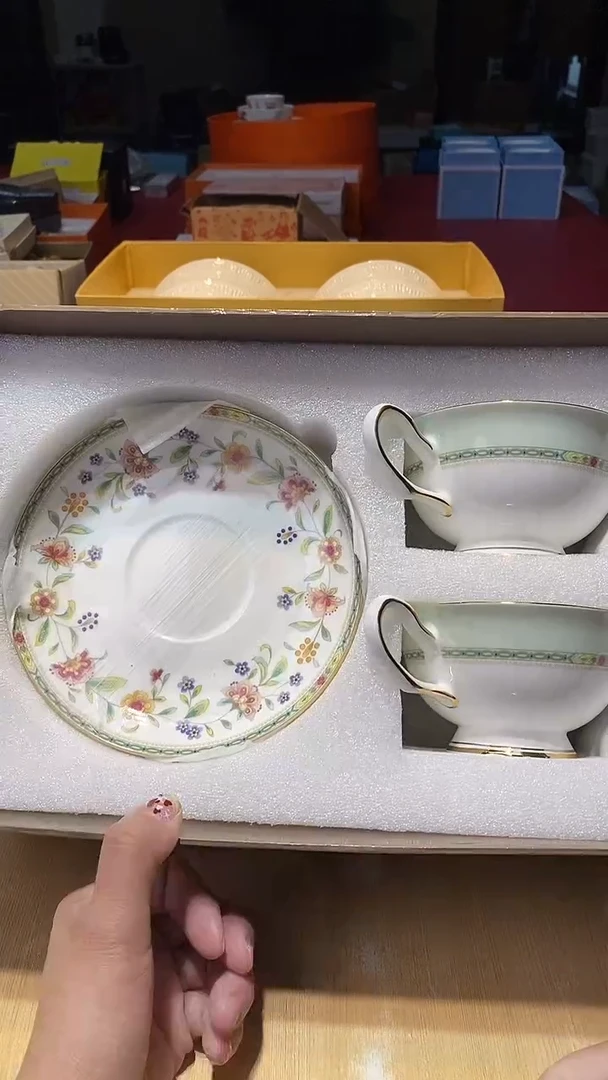 瓷片生活的本意是开心啊@@1