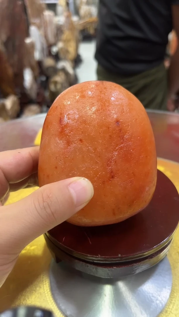 缅甸天然缅红摆件