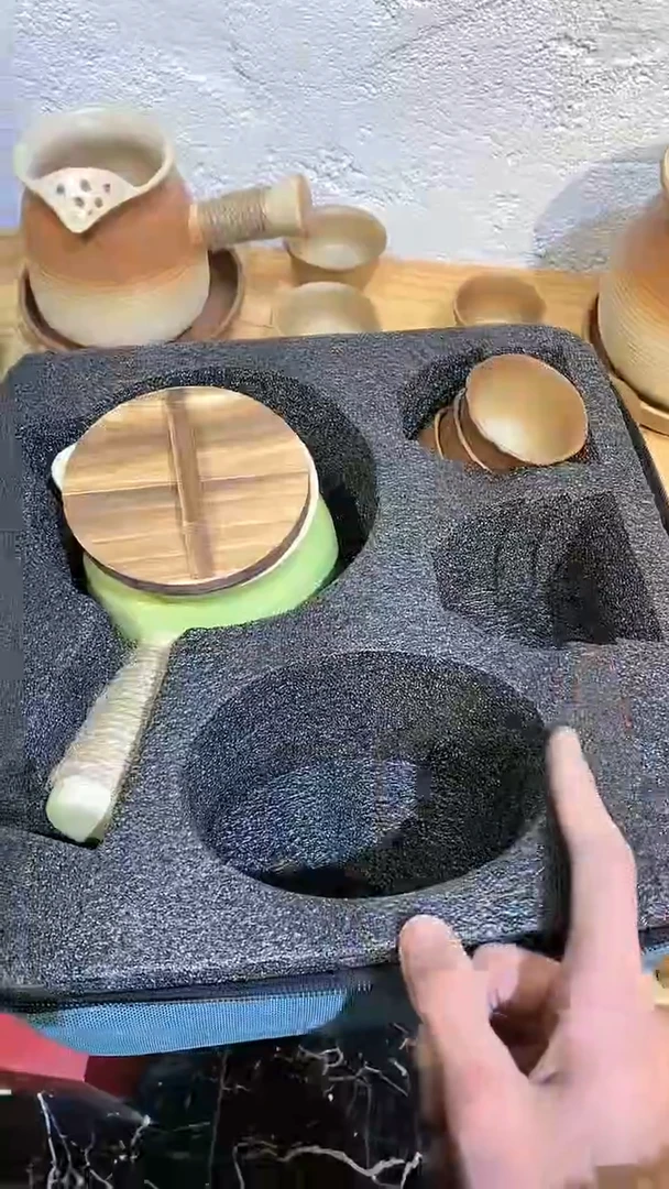 【闪购商品】800ml绿色壶套装包+莲花杯6杯