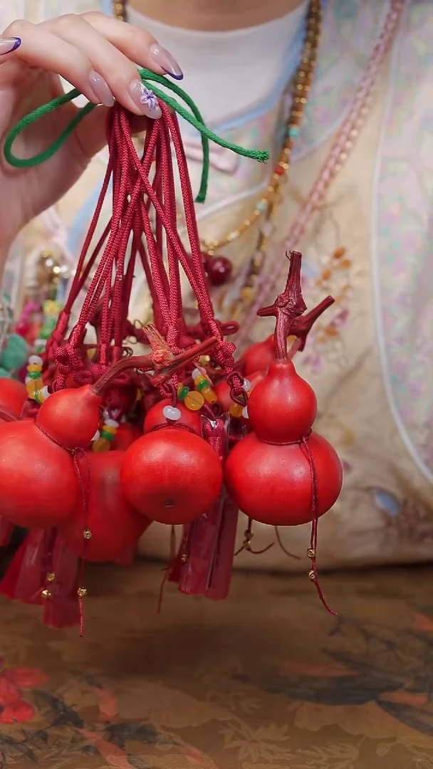 410漆艺工艺小葫芦（随机）9.9