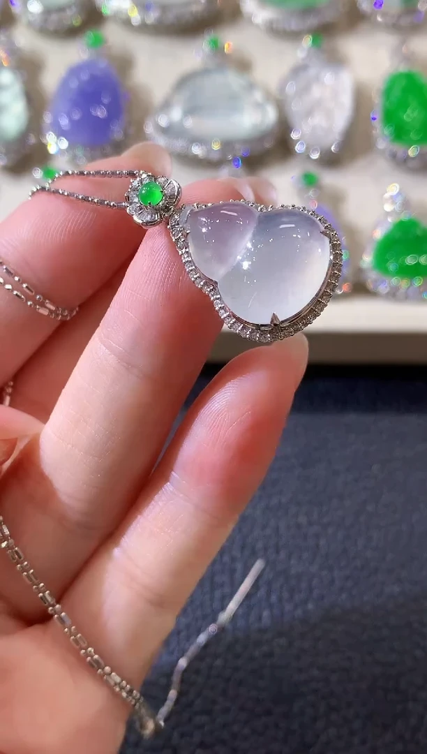 吊坠(不含链)18K金镶嵌翡翠A38