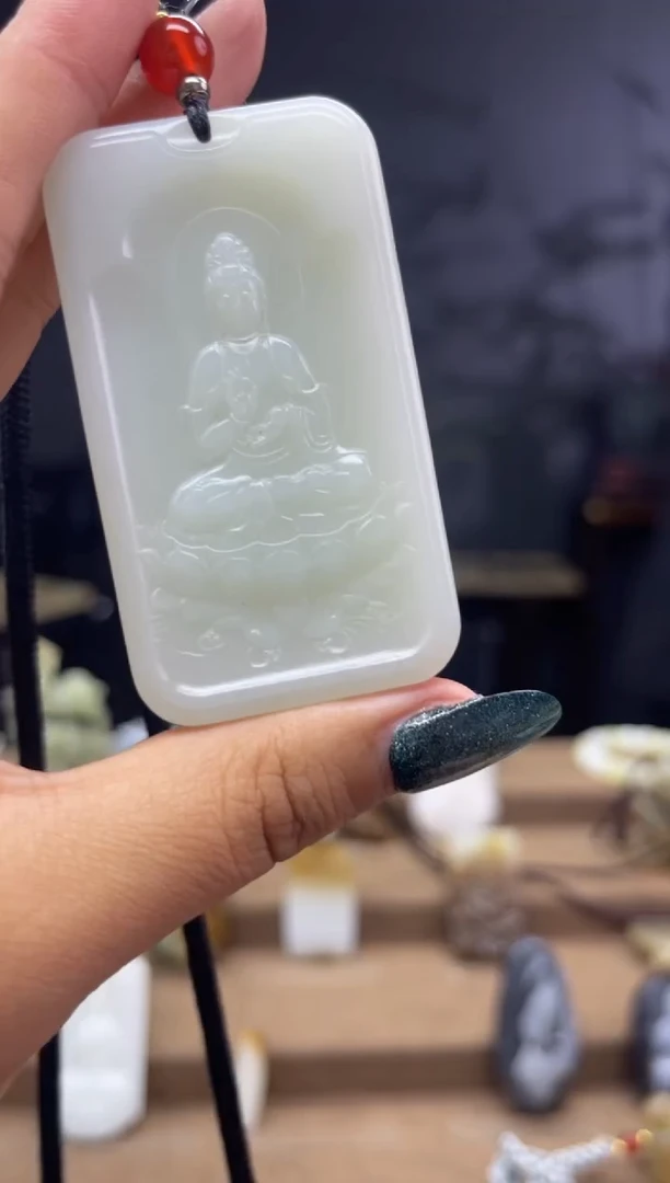 颈饰未镶嵌和田玉1