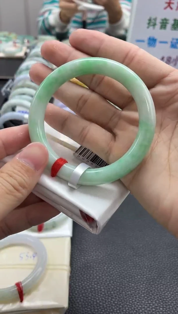 未镶嵌手镯翡翠翡翠1