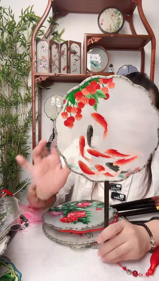 刺绣团扇--手工绣花---双面绣花