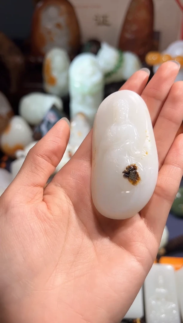 未镶嵌和田玉挂件观音