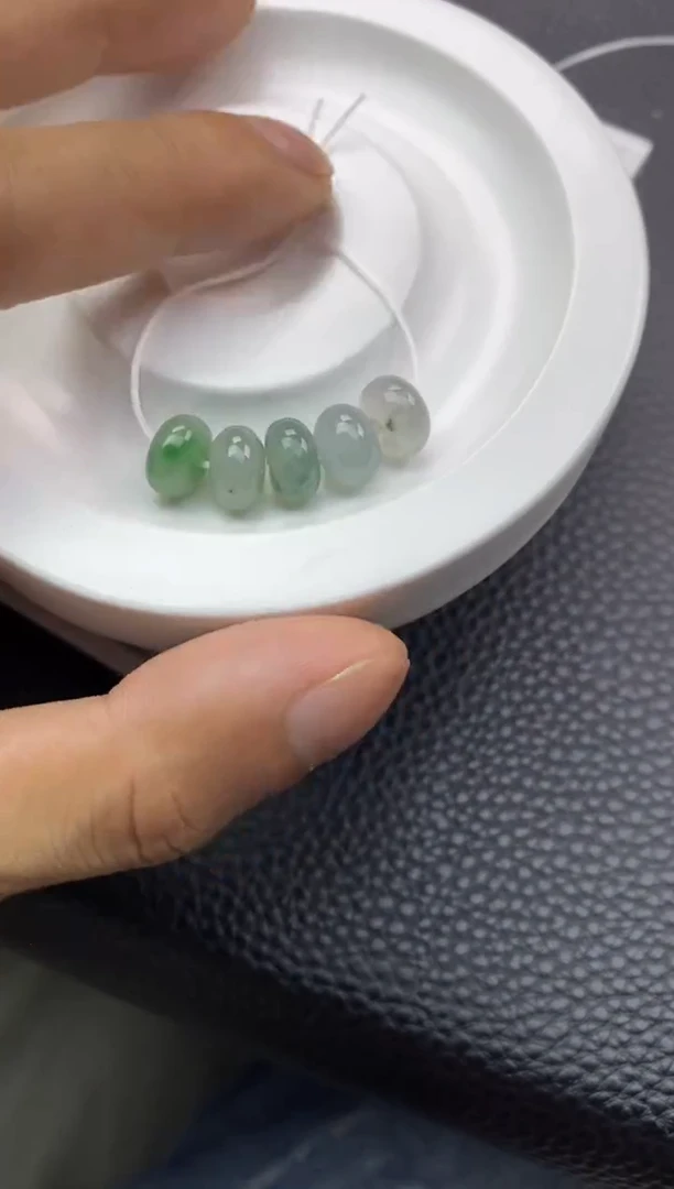 翡翠散珠32天然A货翡翠散珠卡