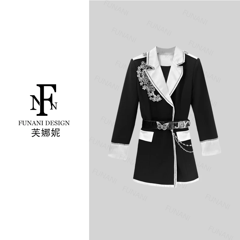 FNN【黑白艺术】2025新款优雅气质复古休闲衣服女连衣裙FG2530102