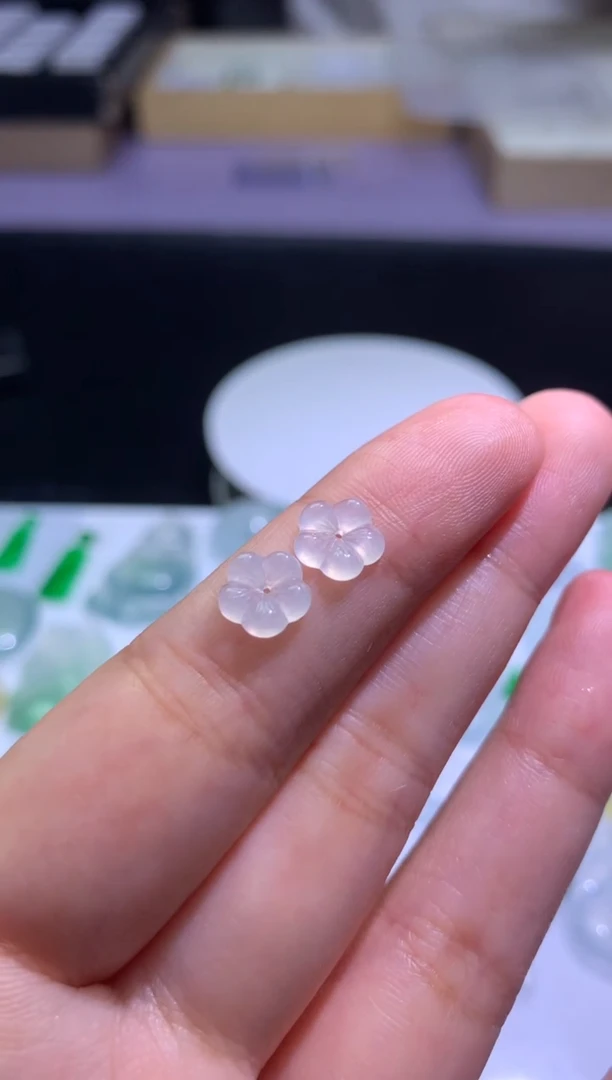 定制翡翠未镶嵌毛货