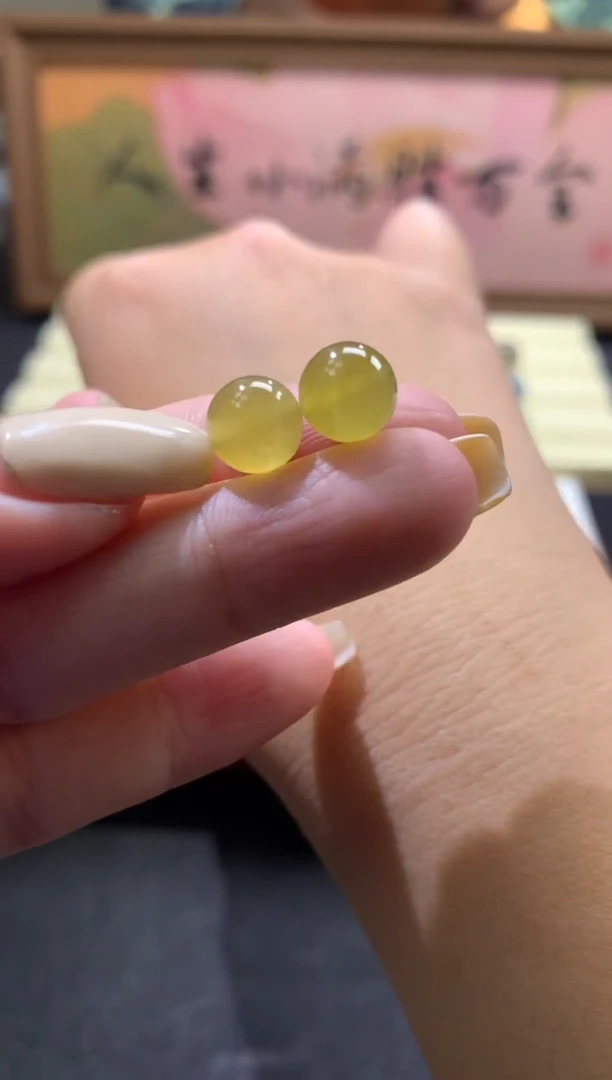 未镶嵌定制翡翠卡8mm多样式发其一