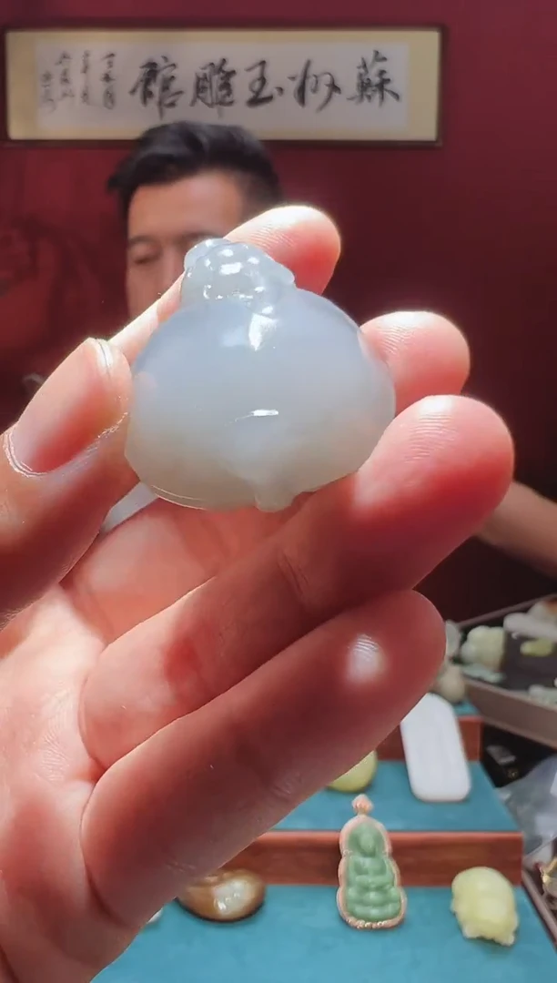 和田玉（糖玉）未镶嵌颈饰1