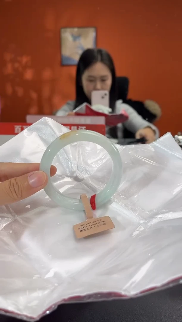 未镶嵌手镯翡翠4   52.8