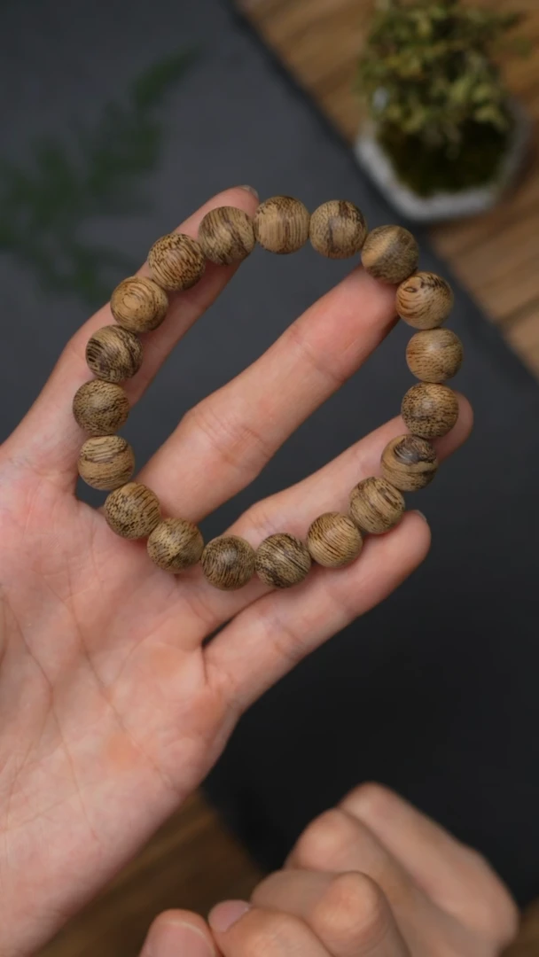 手串沉香L529-7达拉干蛇皮纹11.5/9.6g