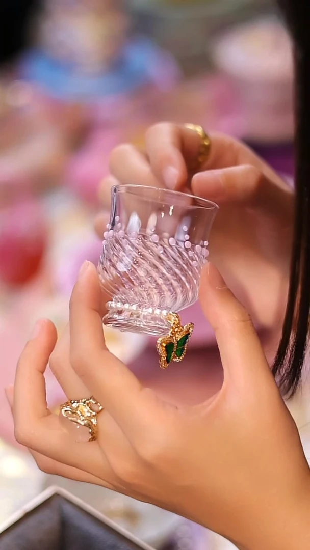 山怂阿卿直播间@@mj00006+提溜