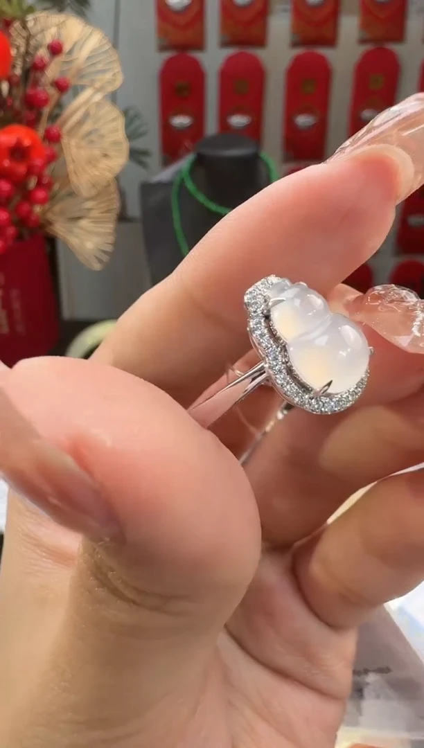 【闪购商品】翡翠戒指18K金镶嵌戒指