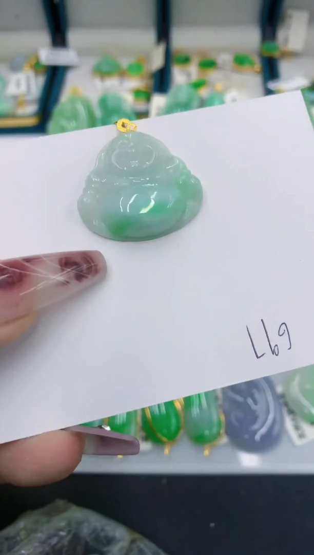 颈饰18K金镶嵌翡翠111111