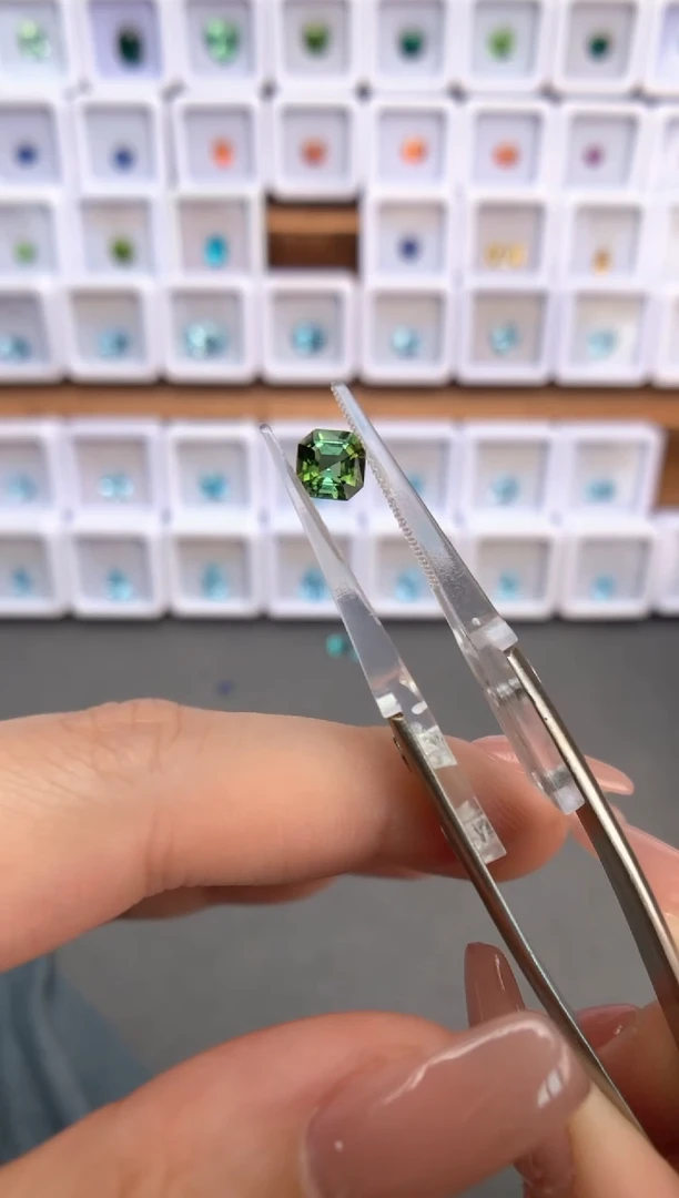 未镶嵌裸石定制碧玺0.8ct