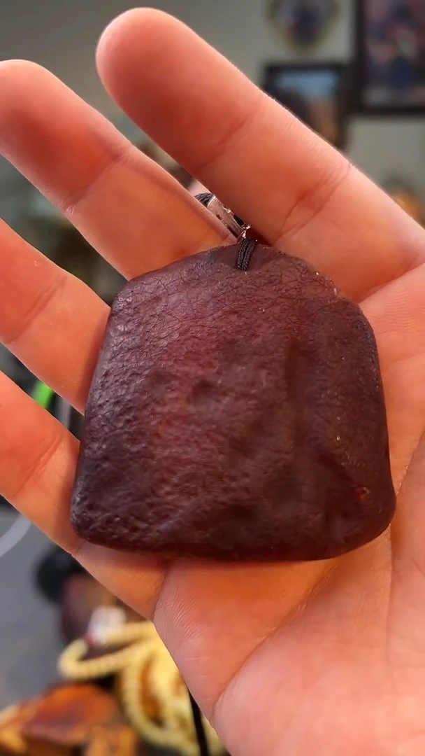 琥珀颈饰未镶嵌吊坠