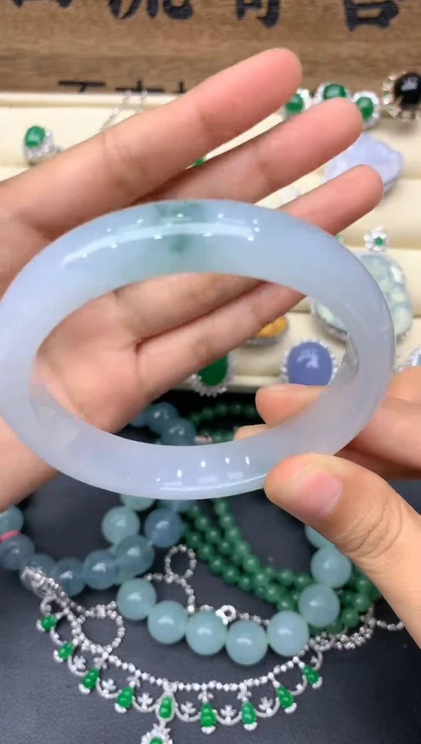 【闪购商品】翡翠手镯未镶嵌420-中国好珍宝