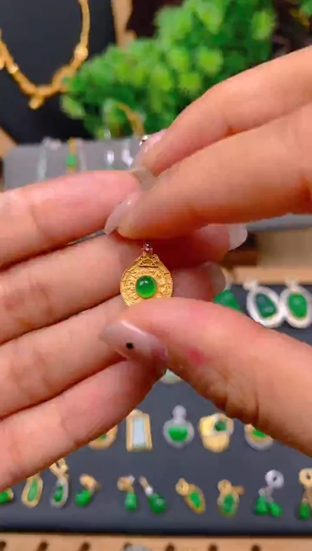 吊坠(不含链)银S925镶嵌翡翠八卦