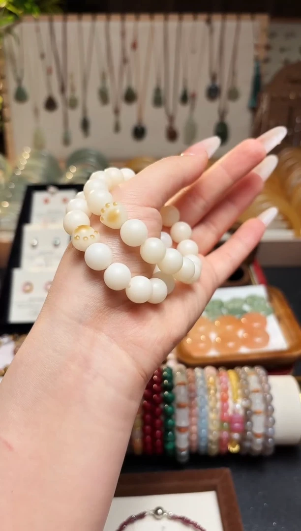 手串白玉菩提拍一发一