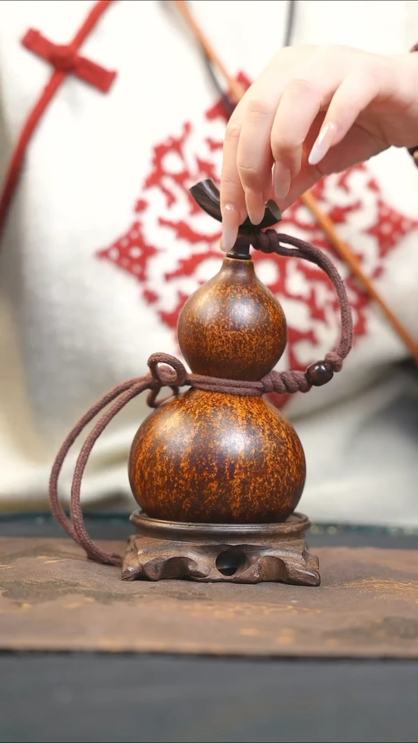 【闪购商品】RF123大漆酒葫芦不包手串及旋转底座