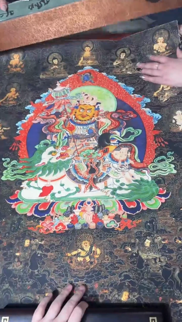卷轴画龙妹的唐卡tk16