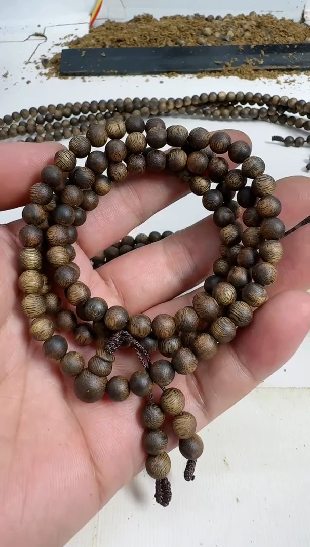 【闪购商品】沉香手串乌身0.6规格多圈13克