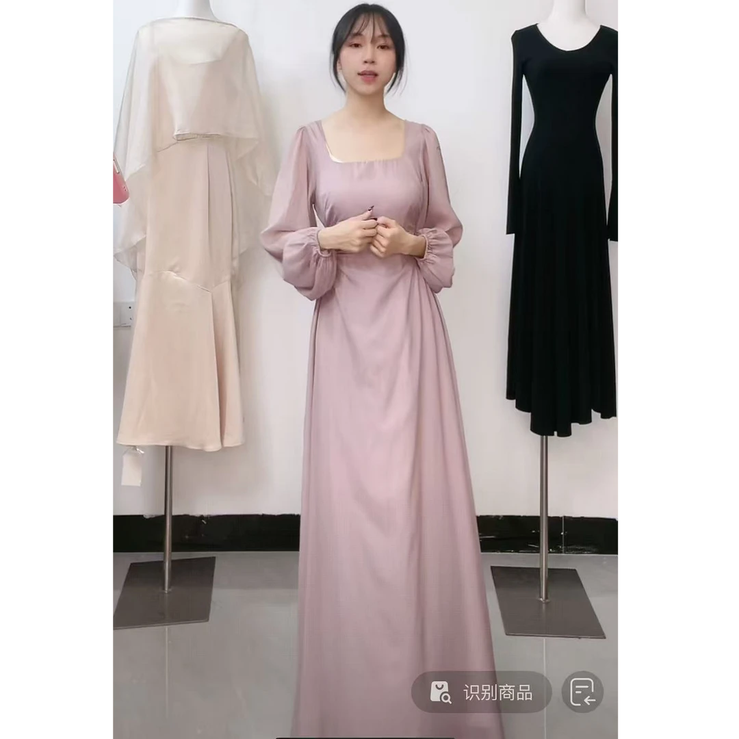 纯欲风方领时尚长袖连衣裙女款2025新款秋季收腰长裙