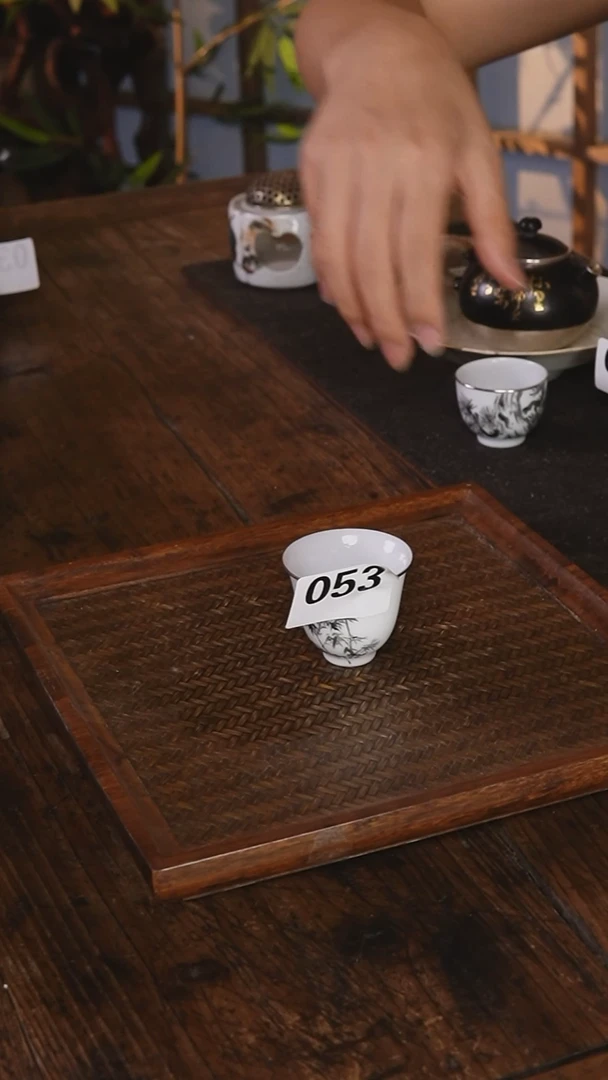 包铜边诗文竹纹杯053