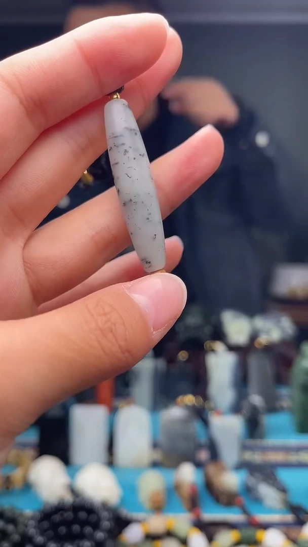 未镶嵌和田玉挂件1