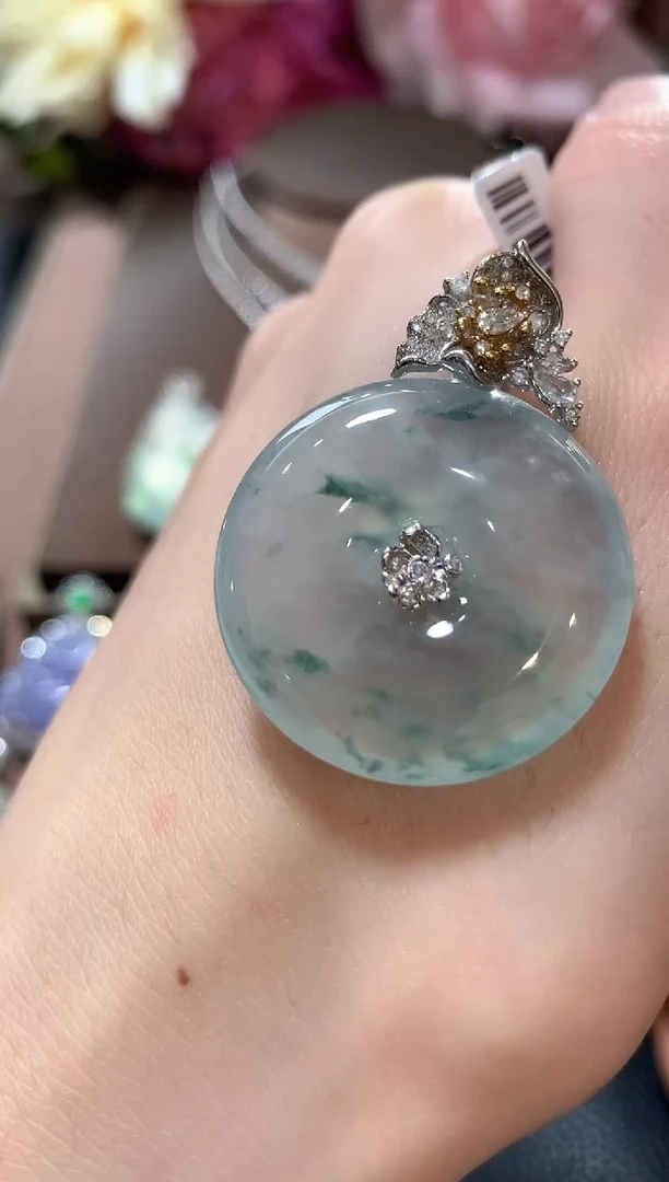 吊坠(不含链)18K金镶嵌翡翠b66