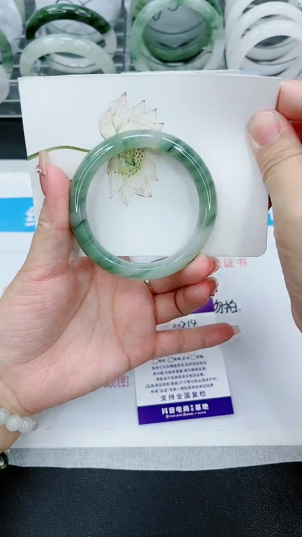 【闪购商品】石英质玉手镯未镶嵌214号/53-54圈
