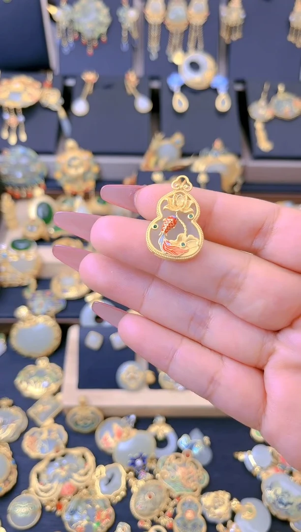 【闪购商品】和田玉吊坠银S925镀金镶嵌莲花鱼葫芦吊坠