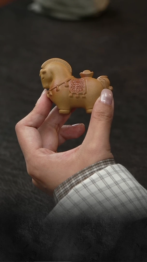 紫砂茶宠三更甄选|马上有钱  段泥