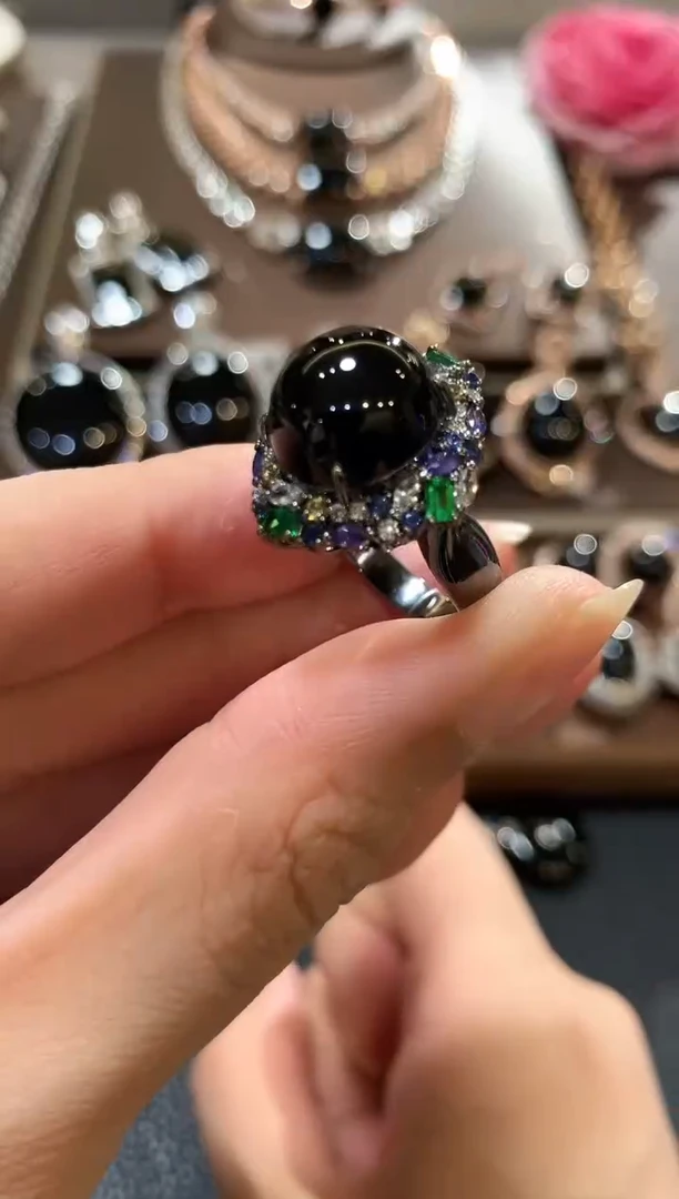 18K金镶嵌戒指翡翠m90