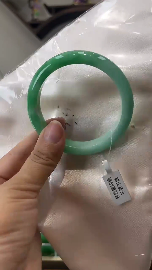 【闪购商品】砖雕闪82圈口60独货手镯