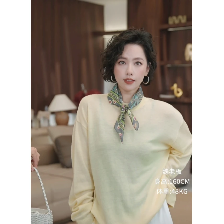 W.Diva【魏老板】春季桑蚕丝洋气柔软舒适提花丝绵方巾女50J271616