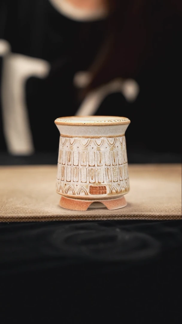 -****e10-26-230花盆口径4.5蜜蜡迷你奶罐凯旋门