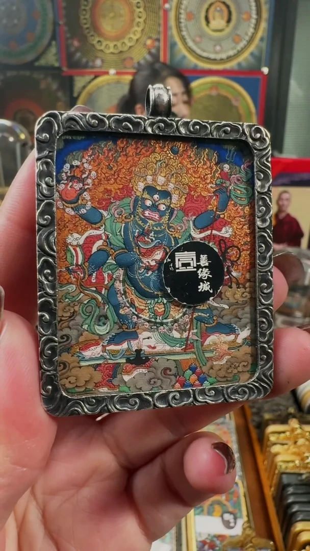 吊坠壹善缘城手绘唐卡黑六臂