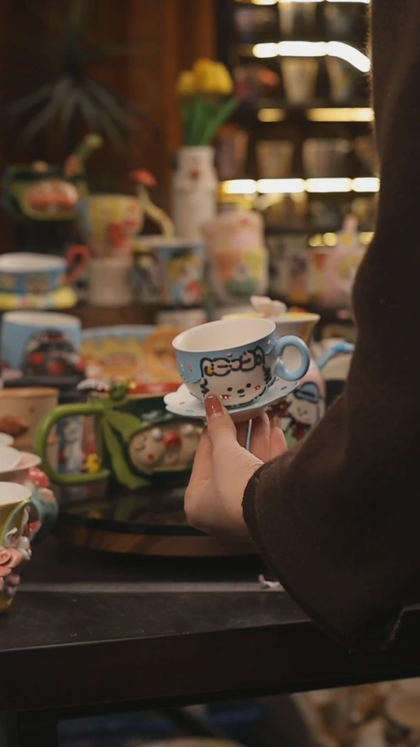 景德镇釉下彩绘设计师款式陶瓷