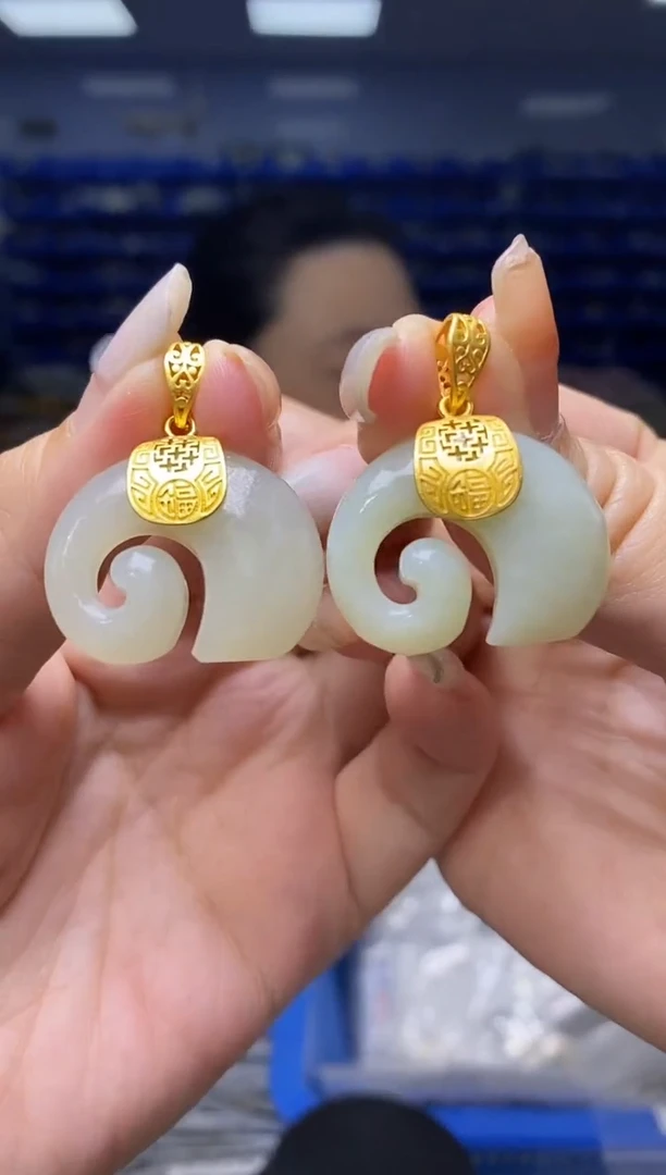 和田玉银S925镶嵌吊坠(不含链)   多样性发货发其一