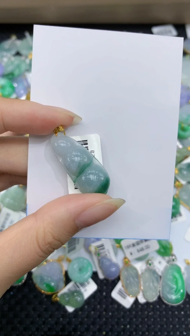 【闪购商品】翡翠颈饰18K金镶嵌8888888888
