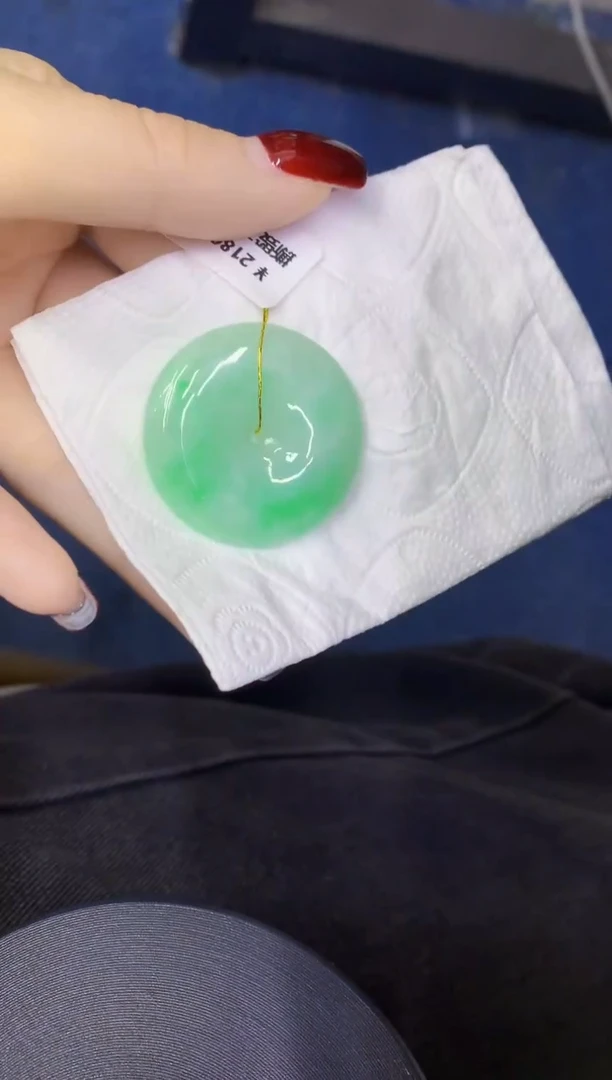 颈饰未镶嵌翡翠缅甸天然翡翠A货