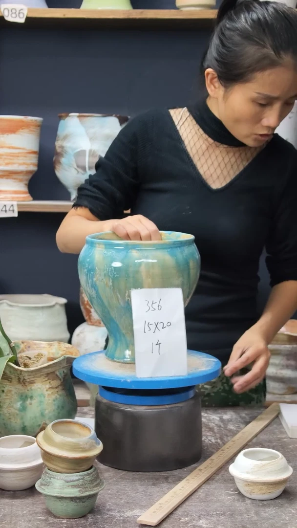 江西景德镇花盆微瑕356