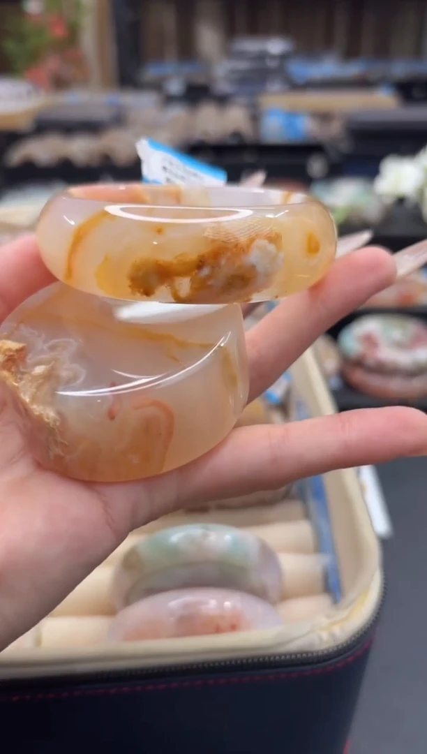 未镶嵌手镯石英质玉31(57圈赠送镯心)