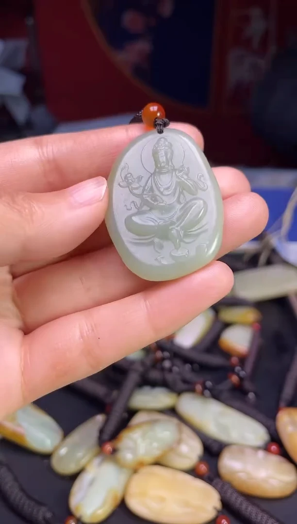 颈饰未镶嵌和田玉123