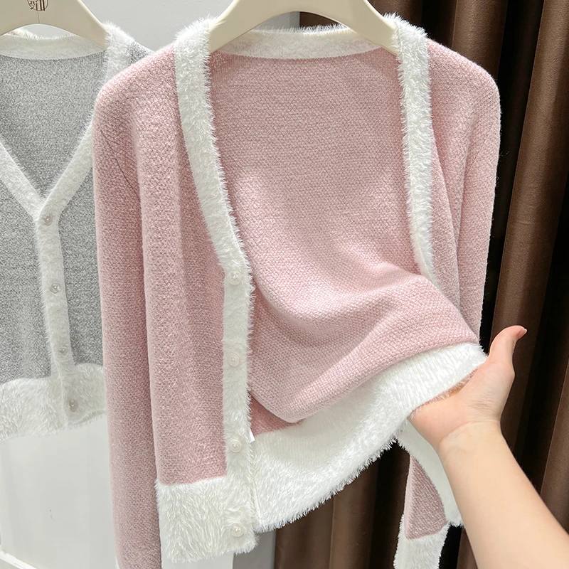 小香风粉色V领针织开衫外套女秋冬撞色软糯慵懒风绒毛衣短款上衣
