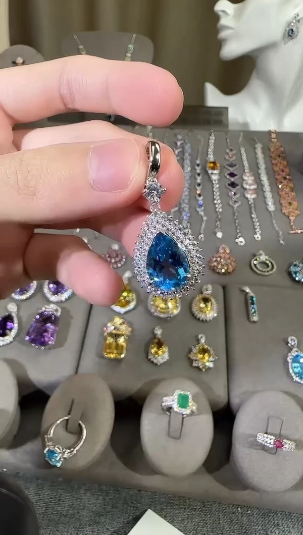 颈饰银S925镶嵌托帕石10*15mm水滴款