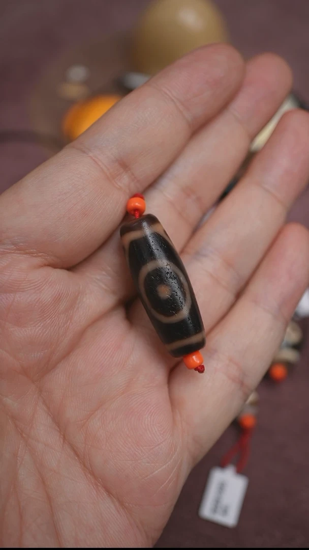 玛瑙/玉髓颈饰未镶嵌蚀花玛瑙珠定制编绳